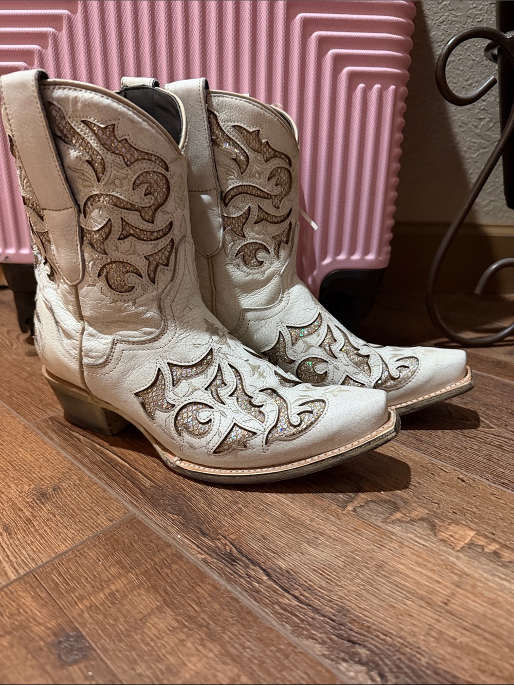 J.B. Dillon Women’s 8.5 White Glitter Western Cowboy Boots + Pink Boot Bows